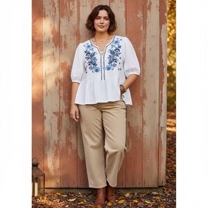 Solitaire Blue Floral Embroidered Boho Peasant Blouse Top Medium